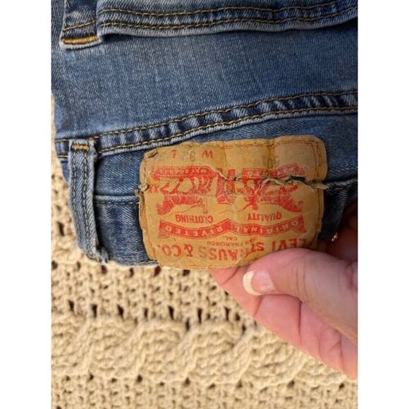 Levi's 501 Slim Fit Jeans W32 L34‎ Button Fly Medium Wash Denim Men's - Picture 9 of 16